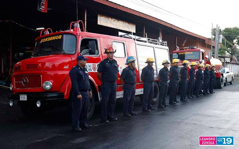BOMBEROS